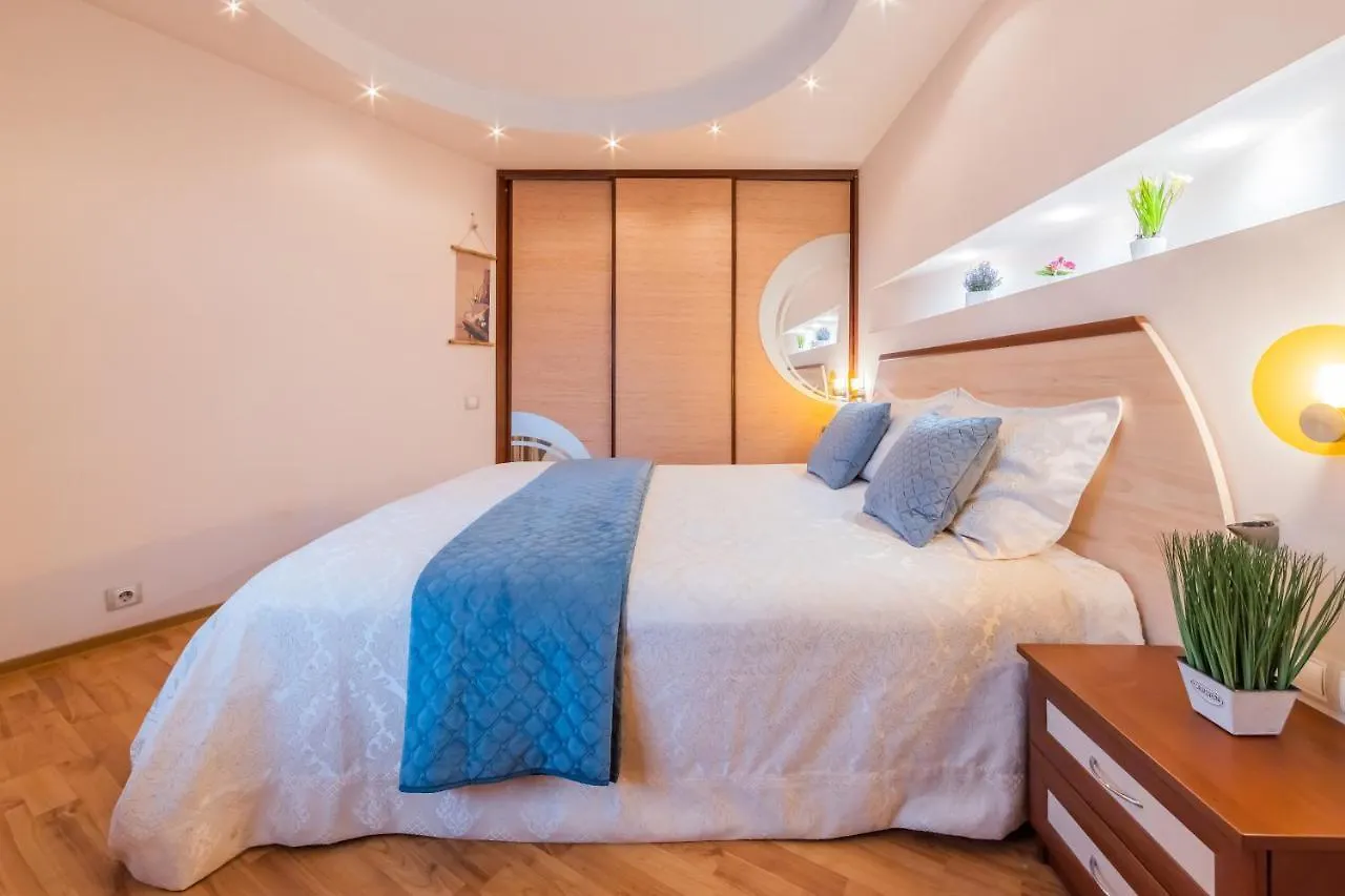Apartamento Затишна Квартира Біля Метро Олімпійська Kiev
